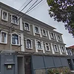 Zeta Guest House, Dago