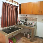 Zeta Guest House, Dago