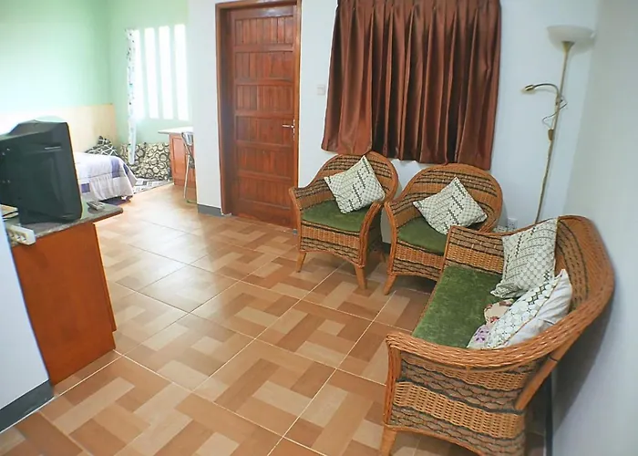 Zeta Guest House, Dago